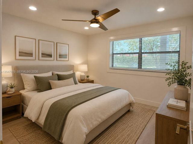 8600 Sunrise Lakes Boulevard 102, Sunrise, FL 33322