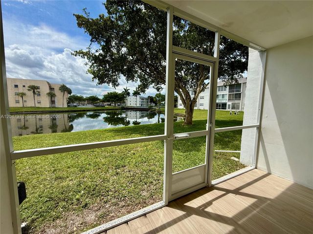 8600 Sunrise Lakes Boulevard 102, Sunrise, FL 33322