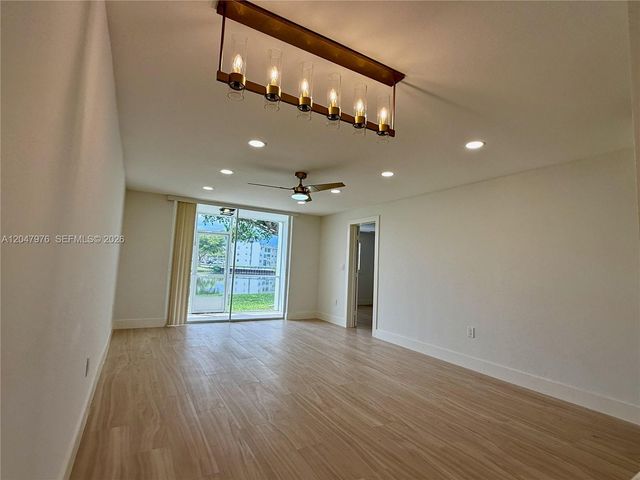 8600 Sunrise Lakes Boulevard 102, Sunrise, FL 33322