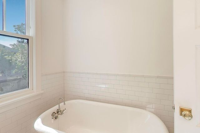 3902 N Hamilton Avenue, Chicago, IL 60618