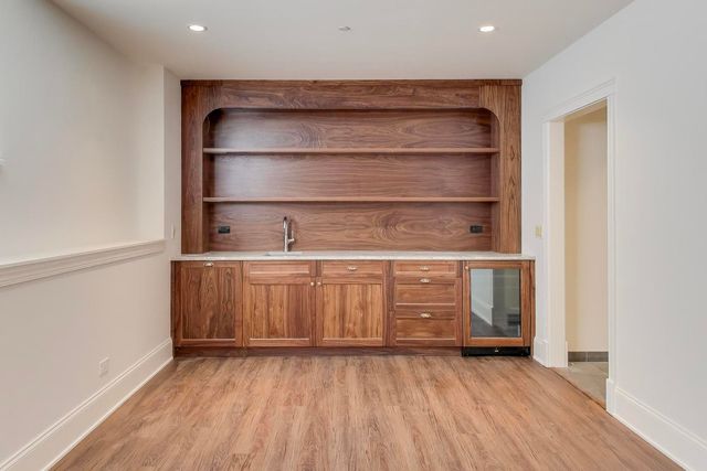 3902 N Hamilton Avenue, Chicago, IL 60618