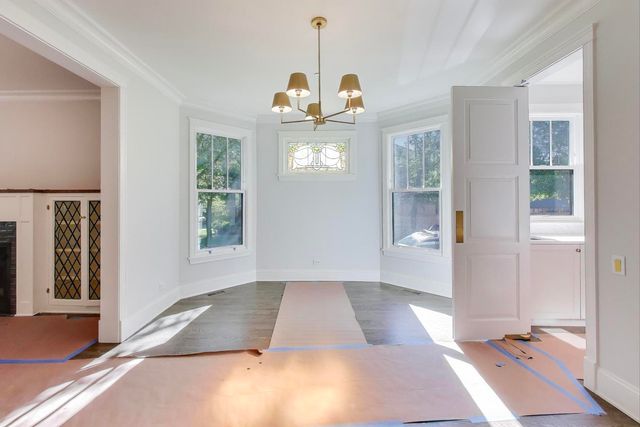 3902 N Hamilton Avenue, Chicago, IL 60618