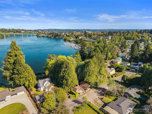 2022 Taft Avenue, Bremerton, WA 98312
