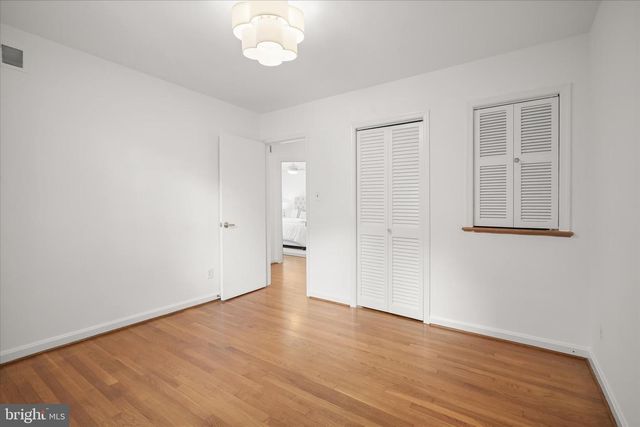 6204 REDWING CT, Bethesda, MD 20817