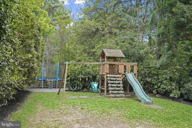 6204 REDWING CT, Bethesda, MD 20817