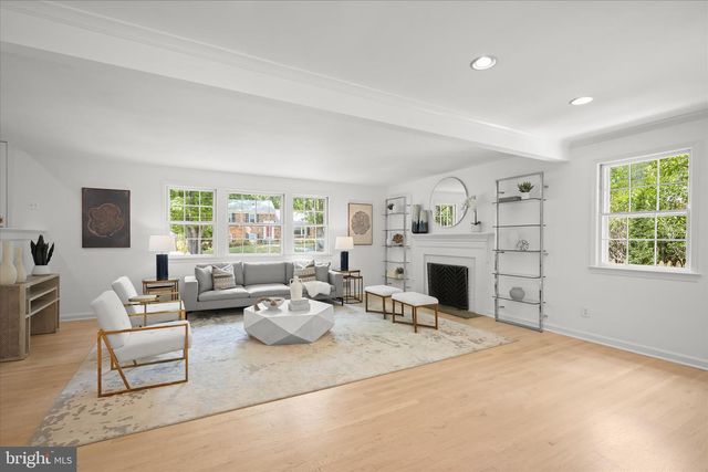 6204 REDWING CT, Bethesda, MD 20817