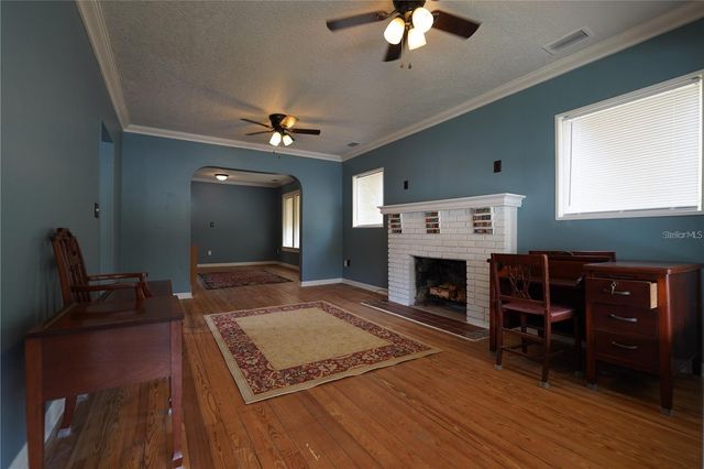 1004 TALTON AVENUE, Deland, FL 32720