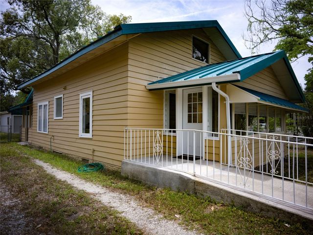 1004 TALTON AVENUE, Deland, FL 32720