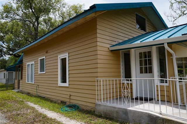 1004 TALTON AVENUE, Deland, FL 32720