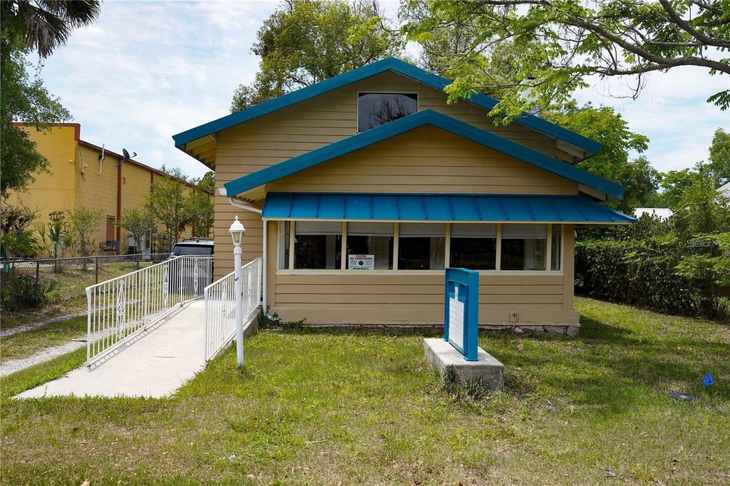 1004 TALTON AVENUE, Deland, FL 32720