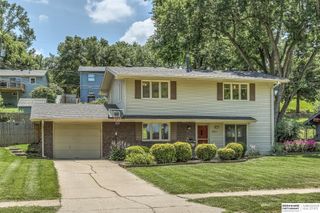 8569 Larimore Avenue, Omaha, NE 68134