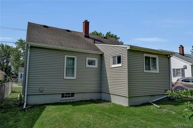 34 Clover Place, Cheektowaga, NY 14225
