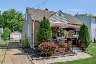 34 Clover Place, Cheektowaga, NY 14225