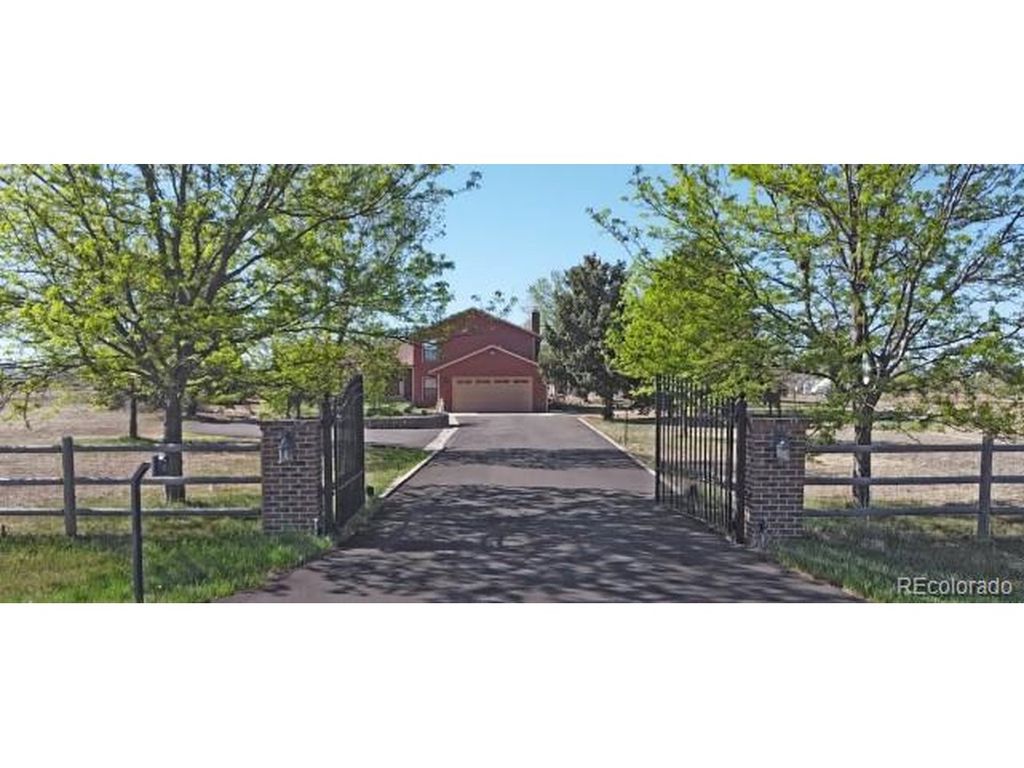 12230 Levi Cir, Henderson, CO 80640