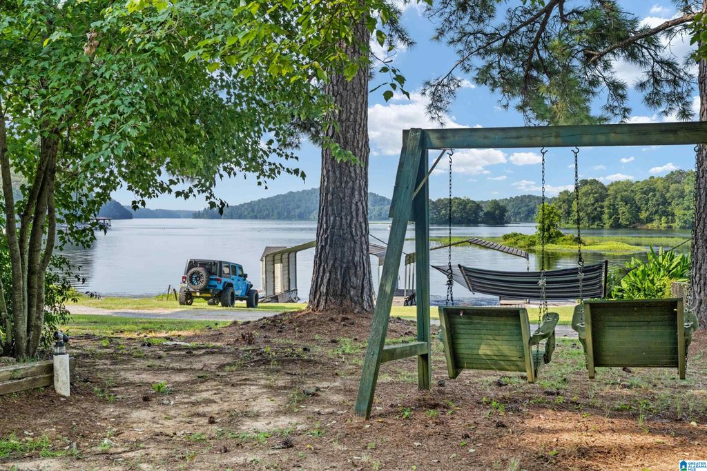 51 LAY LAKE WAY, Shelby, AL 35143