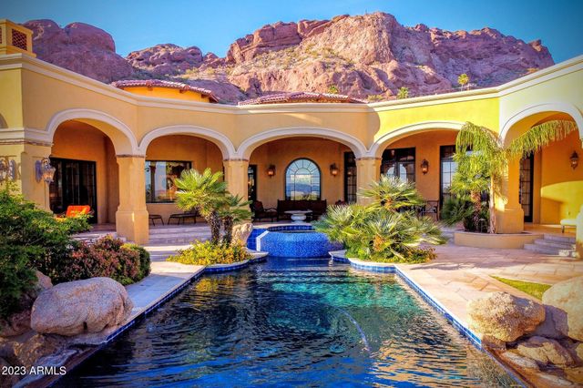 4836 E White Gates Drive, Phoenix, AZ 85018