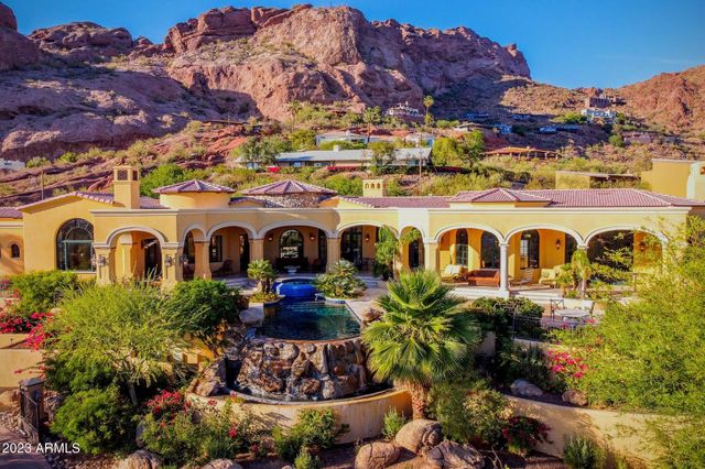 4836 E White Gates Drive, Phoenix, AZ 85018