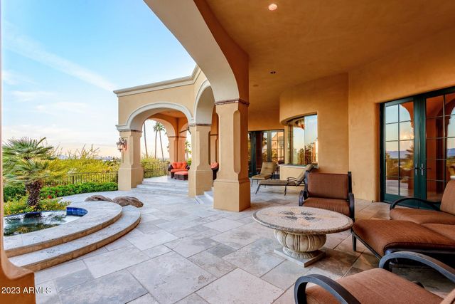 4836 E White Gates Drive, Phoenix, AZ 85018