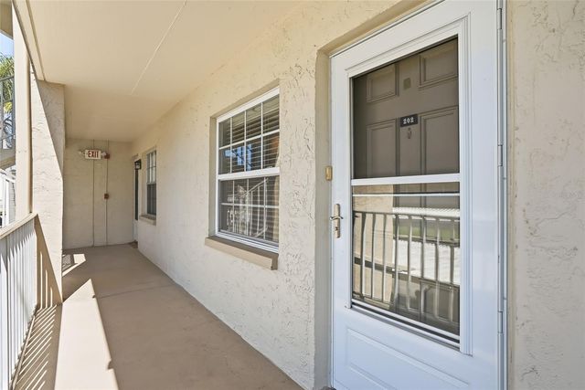 952 VIRGINIA STREET 202, Dunedin, FL 34698