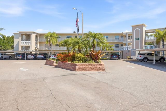 952 VIRGINIA STREET 202, Dunedin, FL 34698