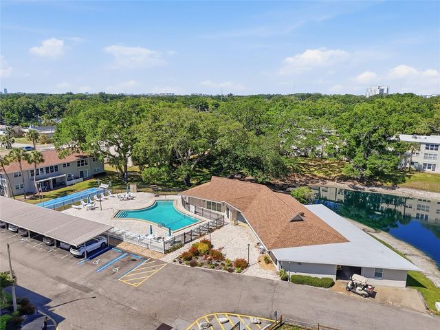 952 VIRGINIA STREET 202, Dunedin, FL 34698