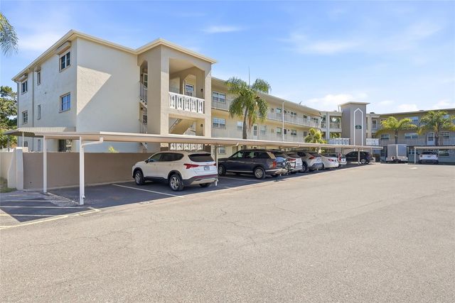 952 VIRGINIA STREET 202, Dunedin, FL 34698