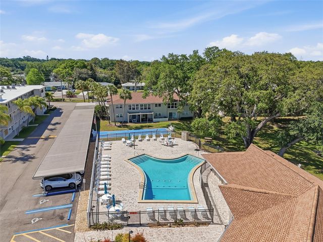 952 VIRGINIA STREET 202, Dunedin, FL 34698