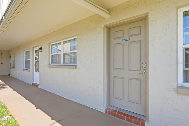 952 VIRGINIA STREET 202, Dunedin, FL 34698