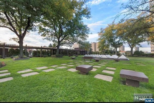 7000 Boulevard East Boulevard 49I, Guttenberg, NJ 07093