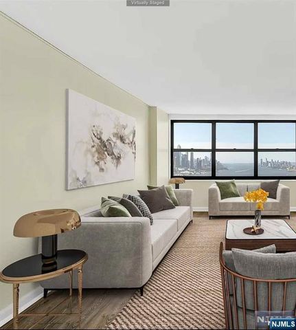 7000 Boulevard East Boulevard 49I, Guttenberg, NJ 07093