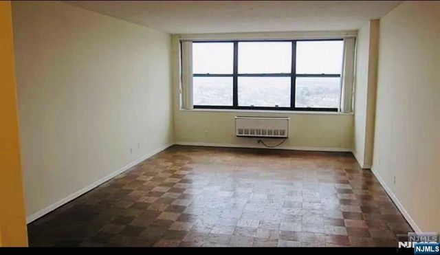 7000 Boulevard East Boulevard 49I, Guttenberg, NJ 07093