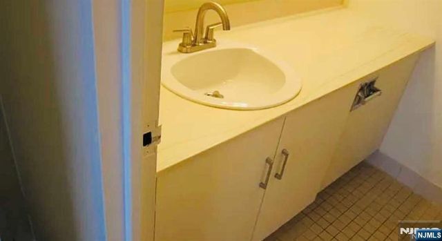 7000 Boulevard East Boulevard 49I, Guttenberg, NJ 07093