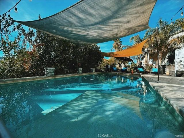 22867 Cove View Street B, Canyon Lake, CA 92587