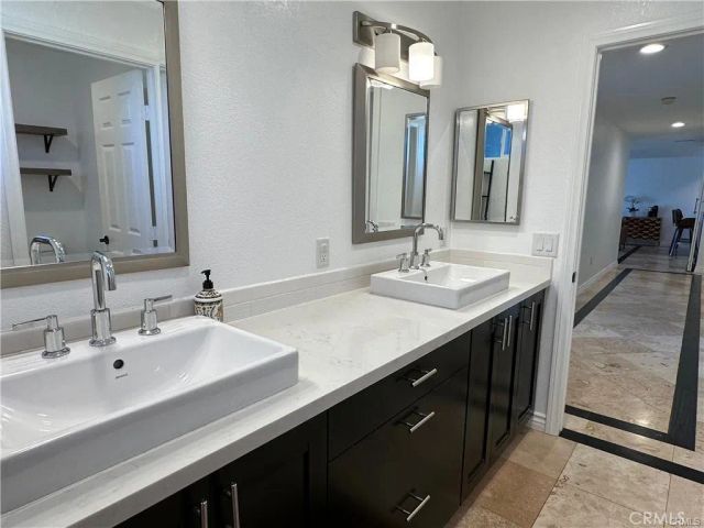 22867 Cove View Street B, Canyon Lake, CA 92587