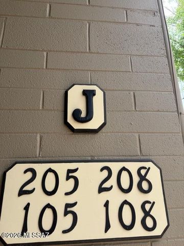 1360 S Avenida Polar Apt J208, Tucson, AZ 85710