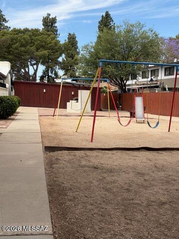 1360 S Avenida Polar Apt J208, Tucson, AZ 85710