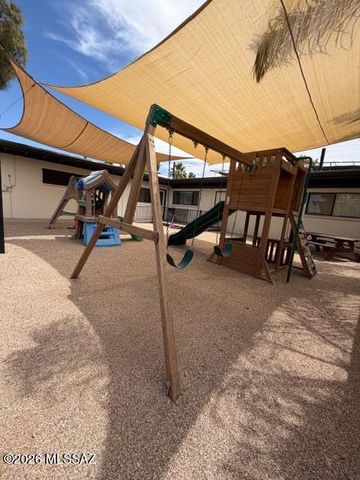 1360 S Avenida Polar Apt J208, Tucson, AZ 85710