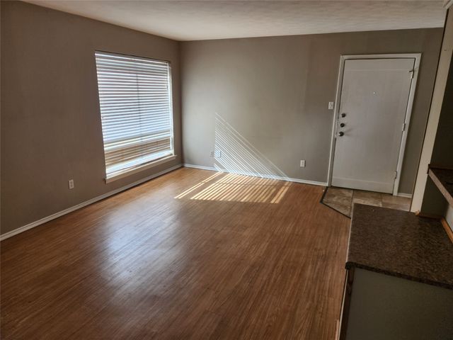 5000 Bowser Avenue 210, Dallas, TX 75209