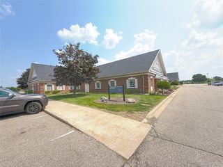 1289 S Linden Road S B, Flint, MI 48532