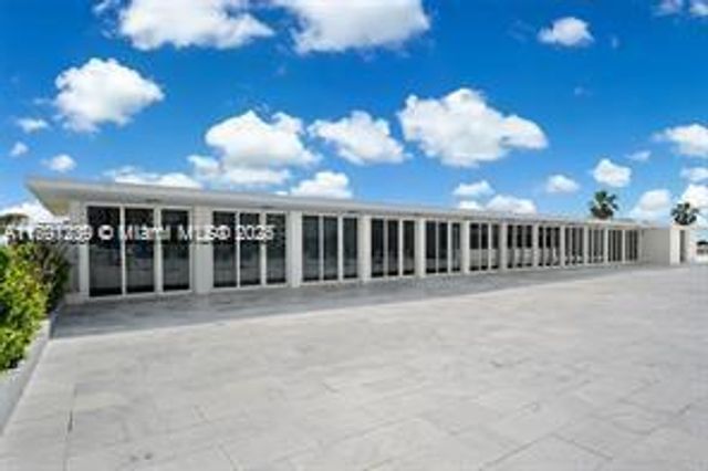 5601 Collins Ave 615, Miami Beach, FL 33140