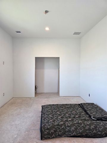 237 Barry Country Court, Barry, TX 75102