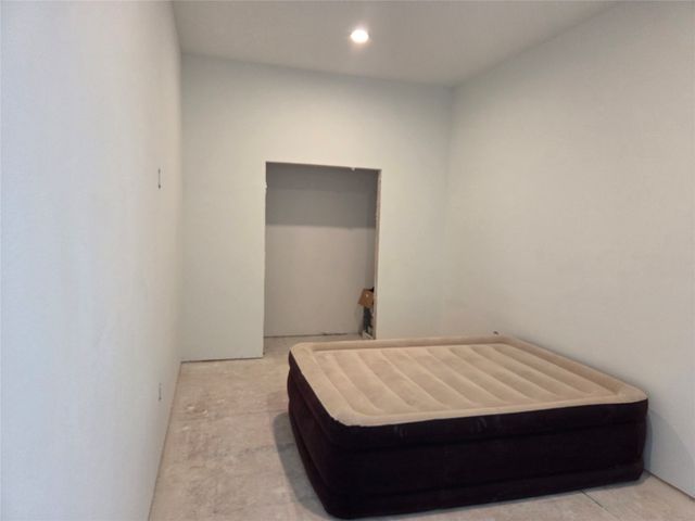 237 Barry Country Court, Barry, TX 75102