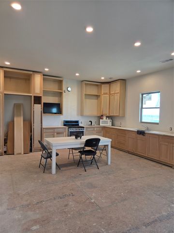 237 Barry Country Court, Barry, TX 75102