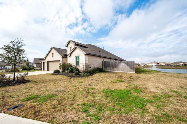 14231 Angelina Drive, Baytown, TX 77523