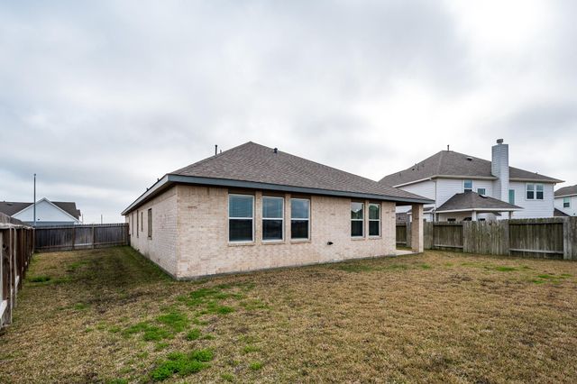 14231 Angelina Drive, Baytown, TX 77523