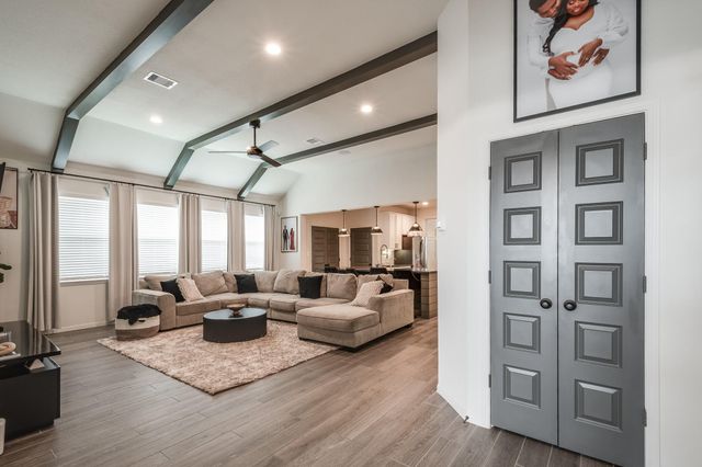 14231 Angelina Drive, Baytown, TX 77523