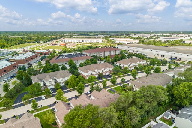 547 Bobby Ann Court, Roselle, IL 60172