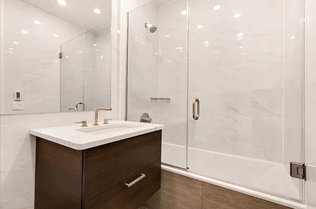 1135 45th Ave Apt 3H, New York City, NY 11101