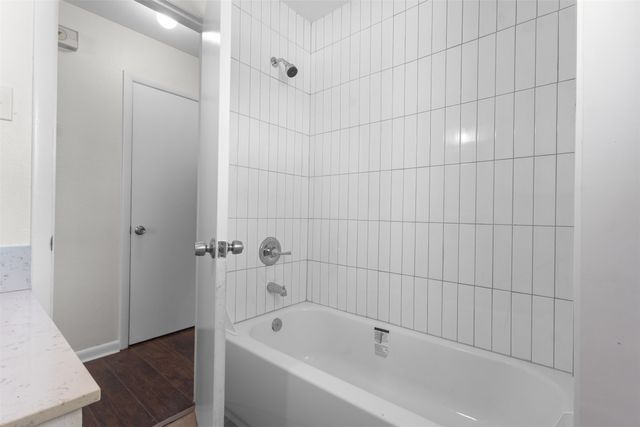 2909 Grove Street, Irving, TX 75060