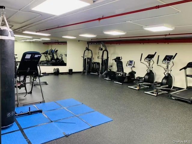 14238 37th Avenue 4C, Flushing, NY 11354